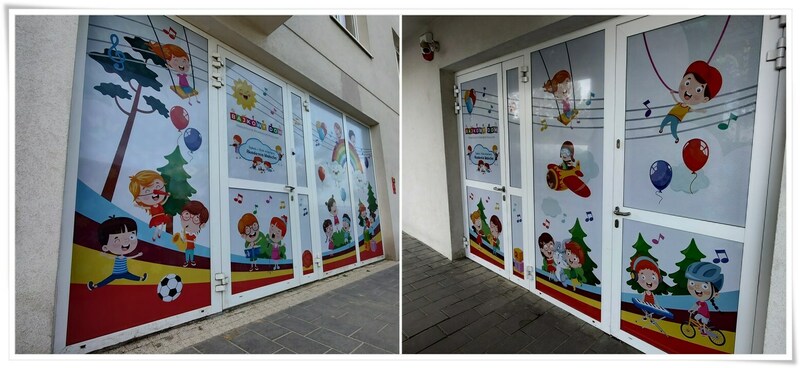 Folie okienne na szyby Dekea_ dekoracja przedszkole